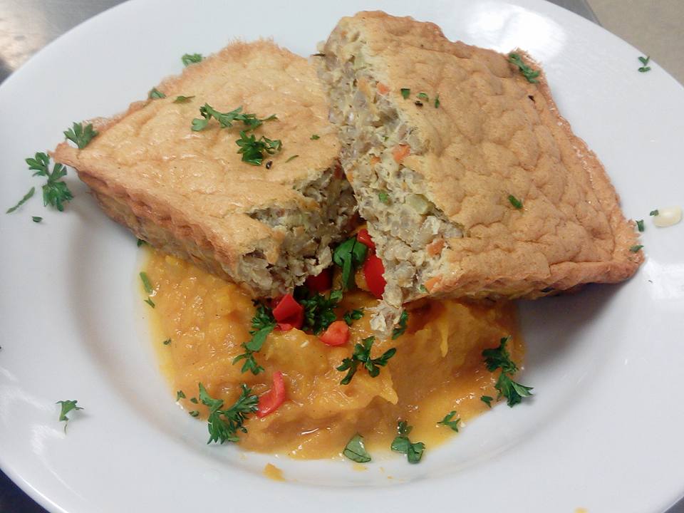 DIY Pearl barley risotto cake with chilli pumpkin puree